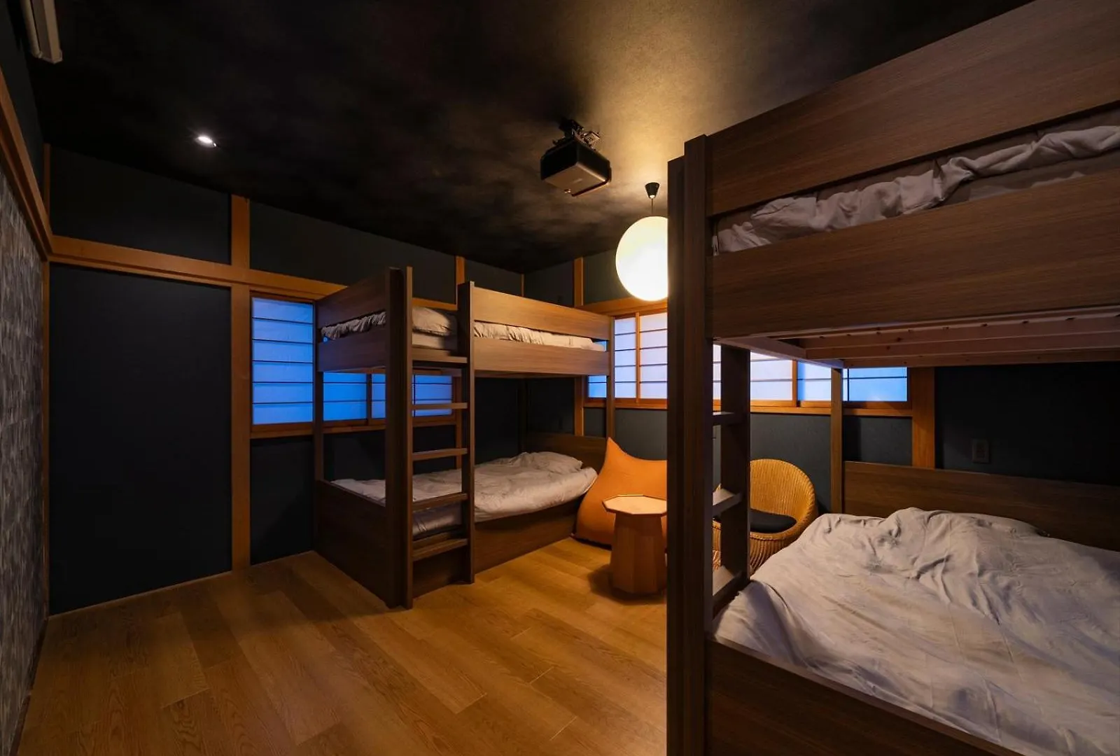 Ryokan Iriya Tokyo 0*,  Japan